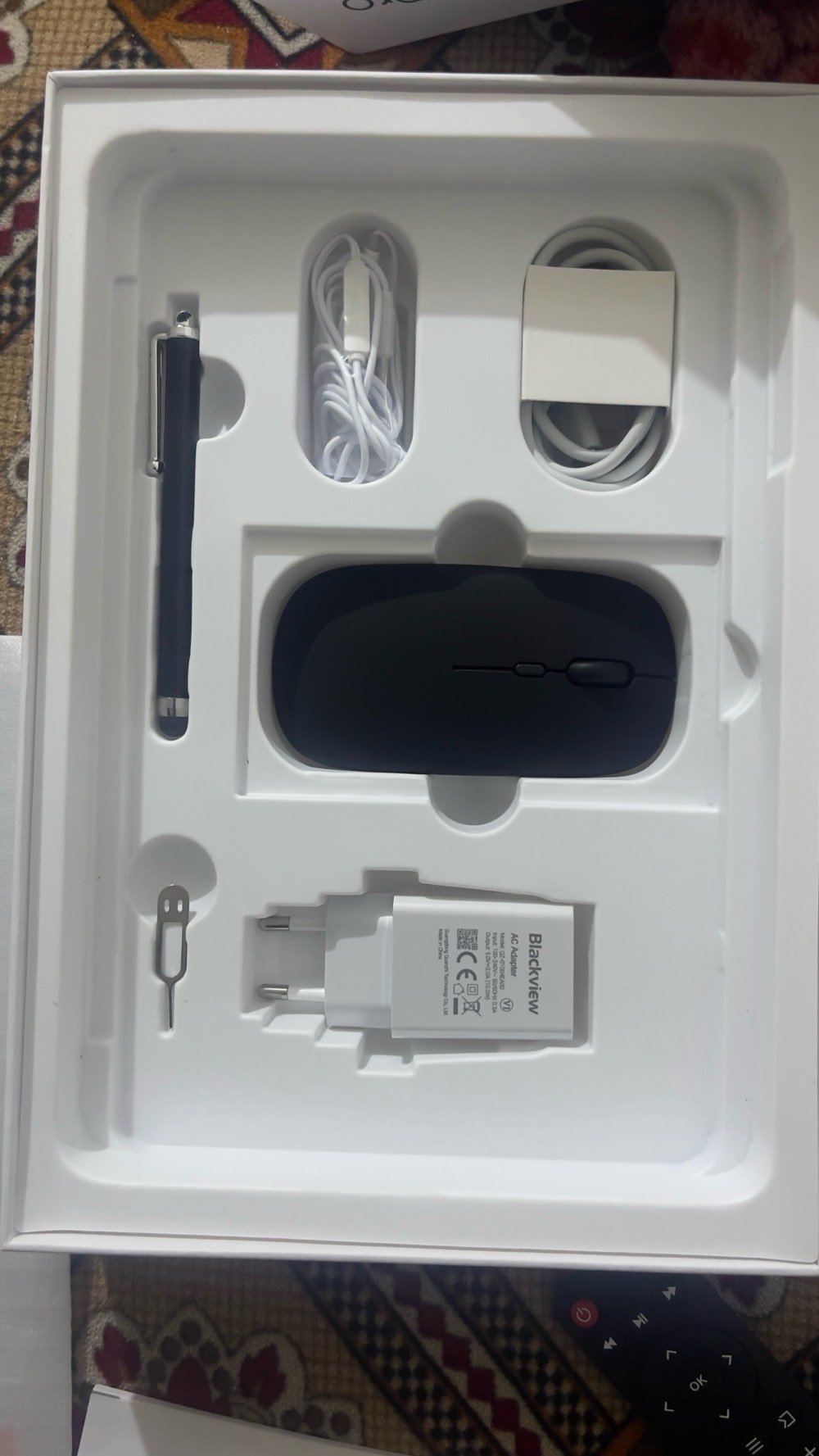 Tab 60 pro
جهاز نضيف كلش ستخدام شهر واحد يجي مع الجهاز موس +كيبورد +سماعه + الشاحنه كله الاصلي مال الجهاز والجهاز يصير الابتوب ويصير وضع التلفون شزط على الفحص الجهاز مخصص اكثر شي للدراسه وبعض الاالعب الجهاز مستعمل شهر واحد يوجد توصيل