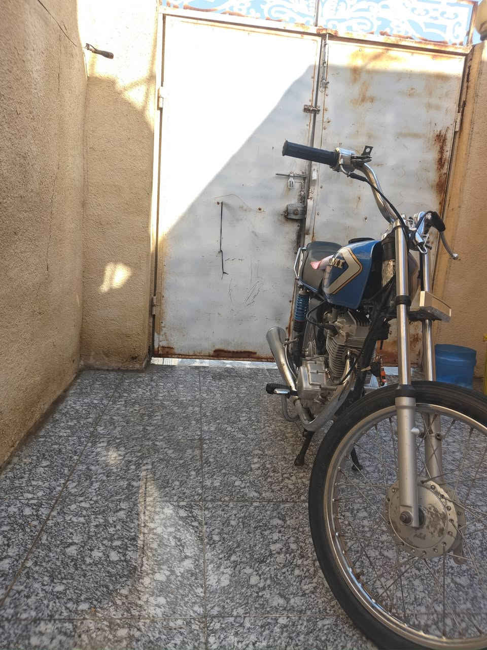 منامه للبيع  مدل ٢٣ اصولي مبدل بس ولفات سعر خاص وترهم مراوس بكامله او حربيه حسب لقناعه رقم واتساب ***********
