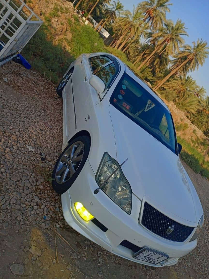 سلام عليكم كراون شاهينه للبيع 💲
مديل 2004 محدث 2007 قرار 48 رقم مثنى نكليزي 
مشروع وطني مداور ثاني يوم وين مايعجبك اداورلك 
السياره 3دگم فتحه سقف 6بصمات لايت دوار 3قطع 
دلايل امامي وخلفي غرفه جلد اسود بل كارتون حساسات امامي وخلفي ويل كروم جديد تخم تاير جديد محرك وكير وحداديه كلا جديد السياره مكفوله من كص او من نقل جثه اومن ضربه او من تبديل اومن صبغ يعني كفاله عامه لل يدور زيرو ماشيه 60 الف حقيقي وجاهزه علا اخر حبايه 
شاصي 82 المرغوب السعر 155 وبيه مجال سعره مناسب 
المكان نجف عباسيه رقم الهاتف ***********
