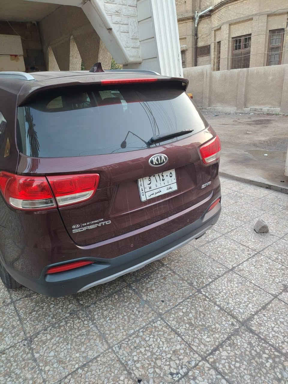 من رخصت الادمن سورنتو ١٧ أمريكي فووول مواصفات رقم بغداد دولي بسمي ضررها فقط دعامية وبيها شوية شخط بالجاملغ الخلفي مصبوغ فقط الشخط كير محرك مكفولات ٦ سلندر ٧ راكب ٣ قطع تبريد داخل جلد كشنات كهربائية رادار بصمات فووول ماعدا الفتحة الشراي يتصل ***********
