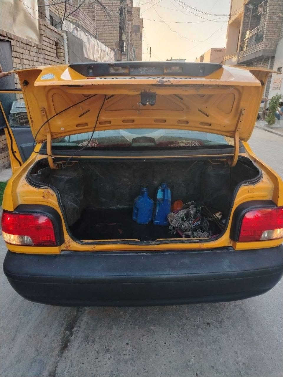 سلام عليكم سيارة بأسمي موديل ٢٠١٨ السعر ٣٦ورقة وبيهة مجال سيارة نضيفة الرقم تواصل*********** بي واتساب
