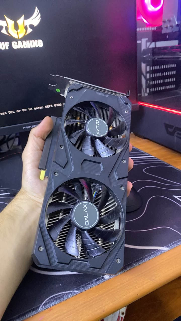 على بركة الله 

Cpu\ i5 10600k 

Gpu\ 3060 12gb 

Ssd\ 240 

Hdd\ 1t

M.b \ h470 wifi asus tuf 

Ram 16 ٢٦٦٦

Pwer \ 700w 

Coler \ rgp هوائي 

كيس ٤ فان ارجيبي

سعر 825 وبي مجال للشراي 

رقم ***********
مكاني بغداد شارع فلسطين 
يوجد توصيل 

محلقات ماوس وكيبورد
