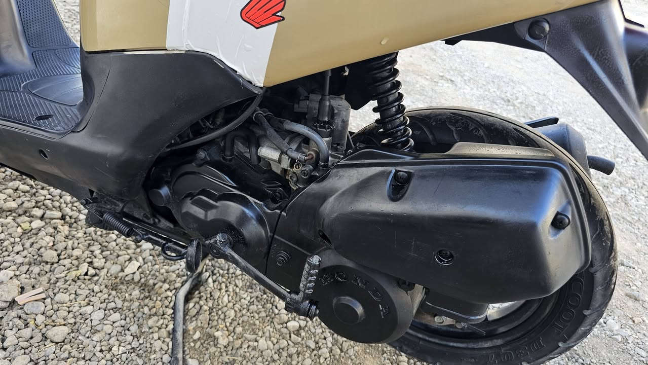 ئەم ماتۆڕە بۆ فڕۆشتن 
هۆندا فیت
تایە بۆتایە بەشەرت
نرخ٤٩٠معامەلە
شوێن سلێمانی
ڕەقەم***********
