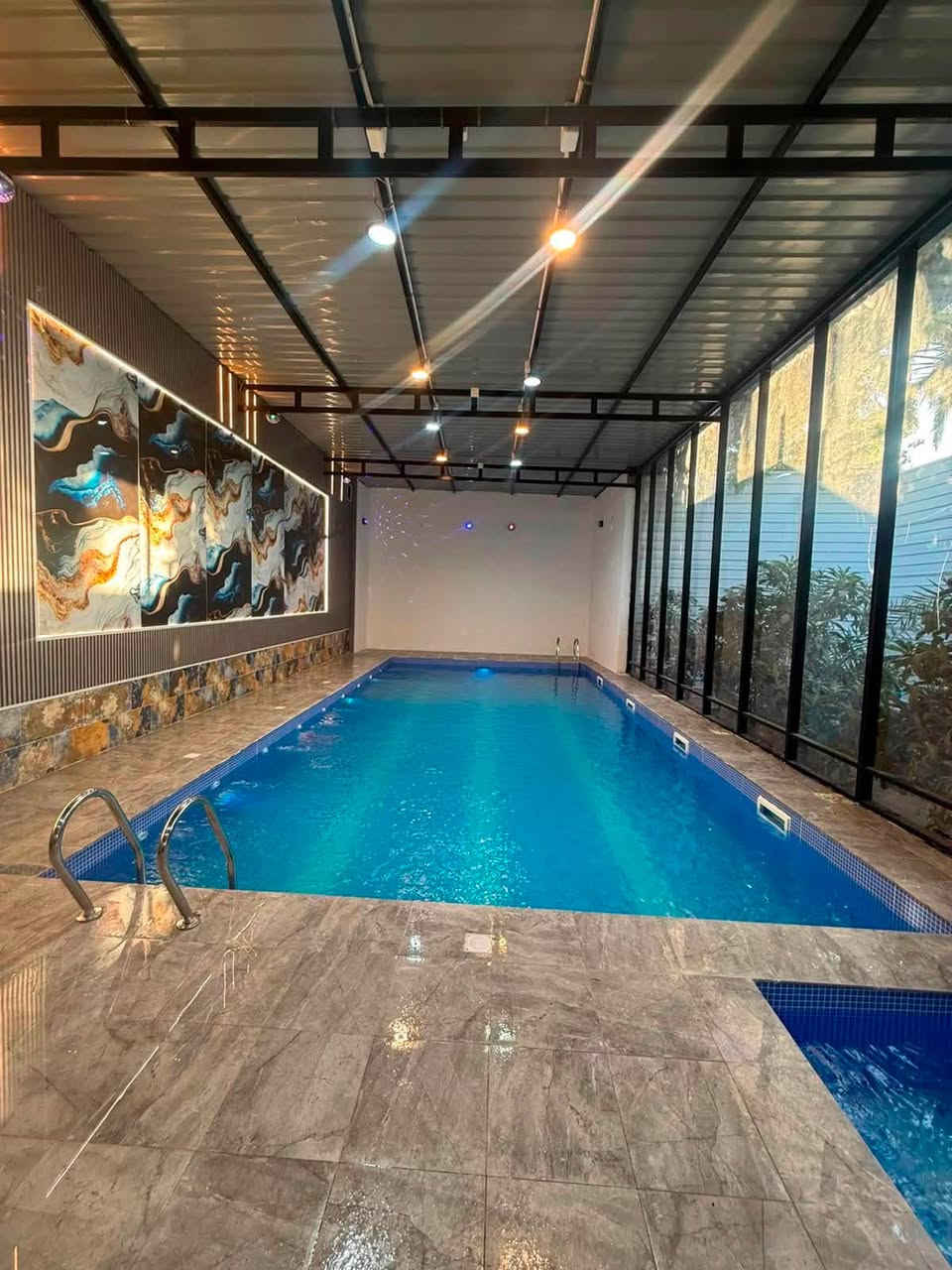 توفرت حجوزات بالكاظمية الطي
للاستفسار ***********
