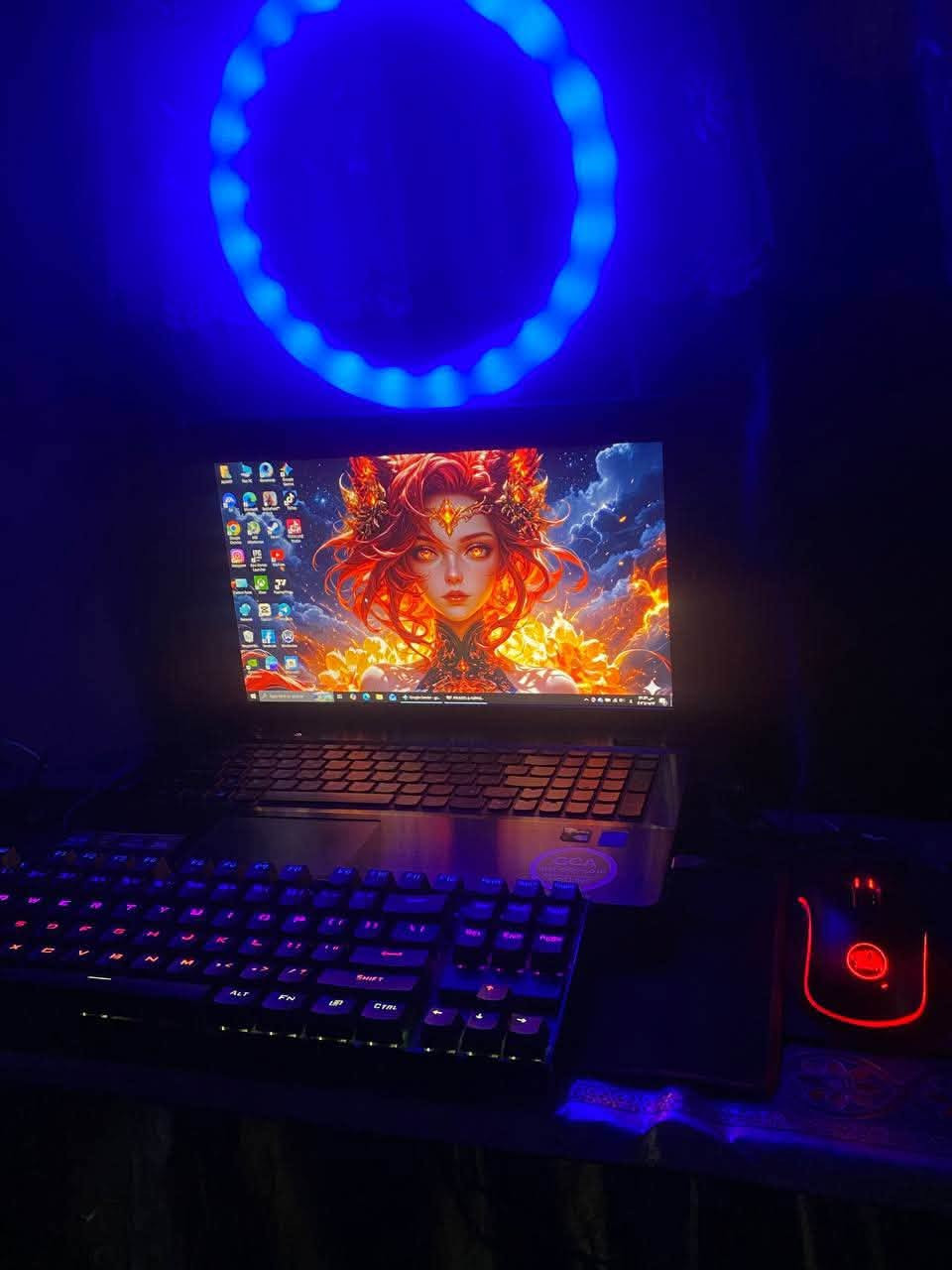 حاسبه لابتوب لينوفو نضافه 90‎%‎
معالج intel Core i7 - 4700HQ
رامات 16 ddr3
هارد 256 ssd السريع 
كارتين شاشه بيها خراجي مزدوج من نوع NVIDIA GeForce GT 755M حاسبه نضيفه من كل نواحي
للاستفسار عن سعر الواتساب ***********‬
المكان / حي اور بغداد 
ومتواجد على الفيس راسلني باقي المواصفات بالصور
