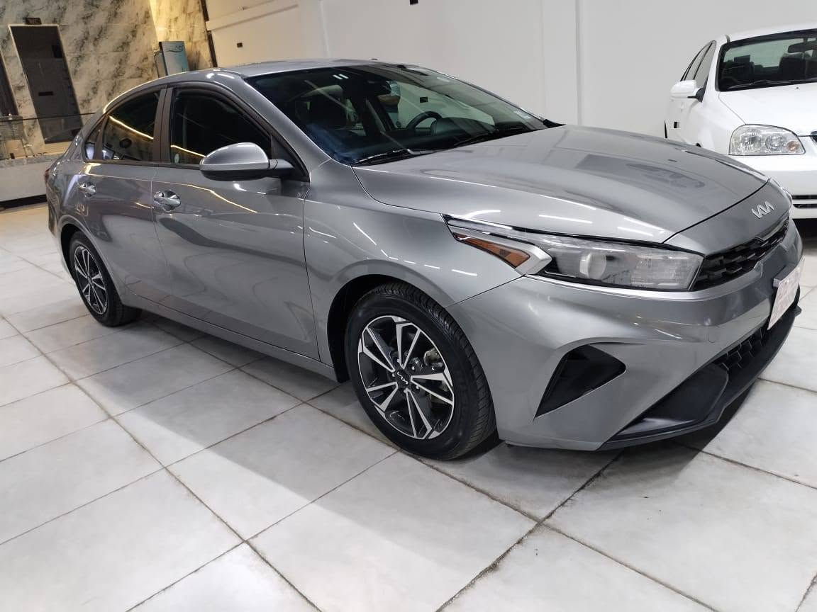 السلام عليكم
KIA FORTE LXS 2024
للبيع بدون مراوس
السيارة نص مواصفات
ضرر بارد وبيها قطعة تبديل من امريكا
السيارة ماشيه ٧٣ الف مايل
مكان السيارة الموصل
رقم كاتي امخرجه وباقي٦٠ يوم على الترقيم

سعر السيارة ١٣٤

***********

نص مكتوب في الصور:
- 000-44886599 - 04/16/2026 - IAA Inc.