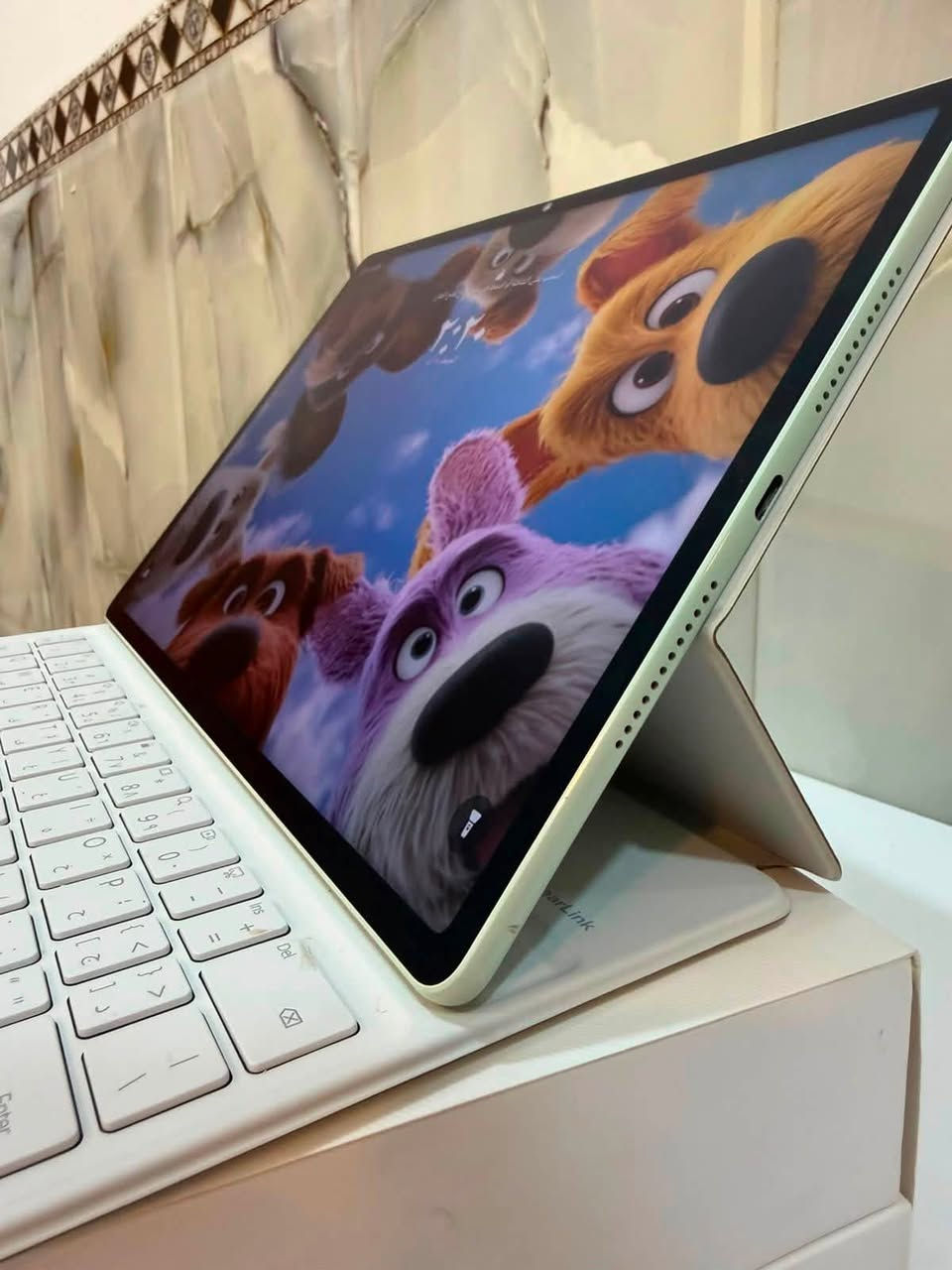 هواوي ميت باد 12 x
***********
