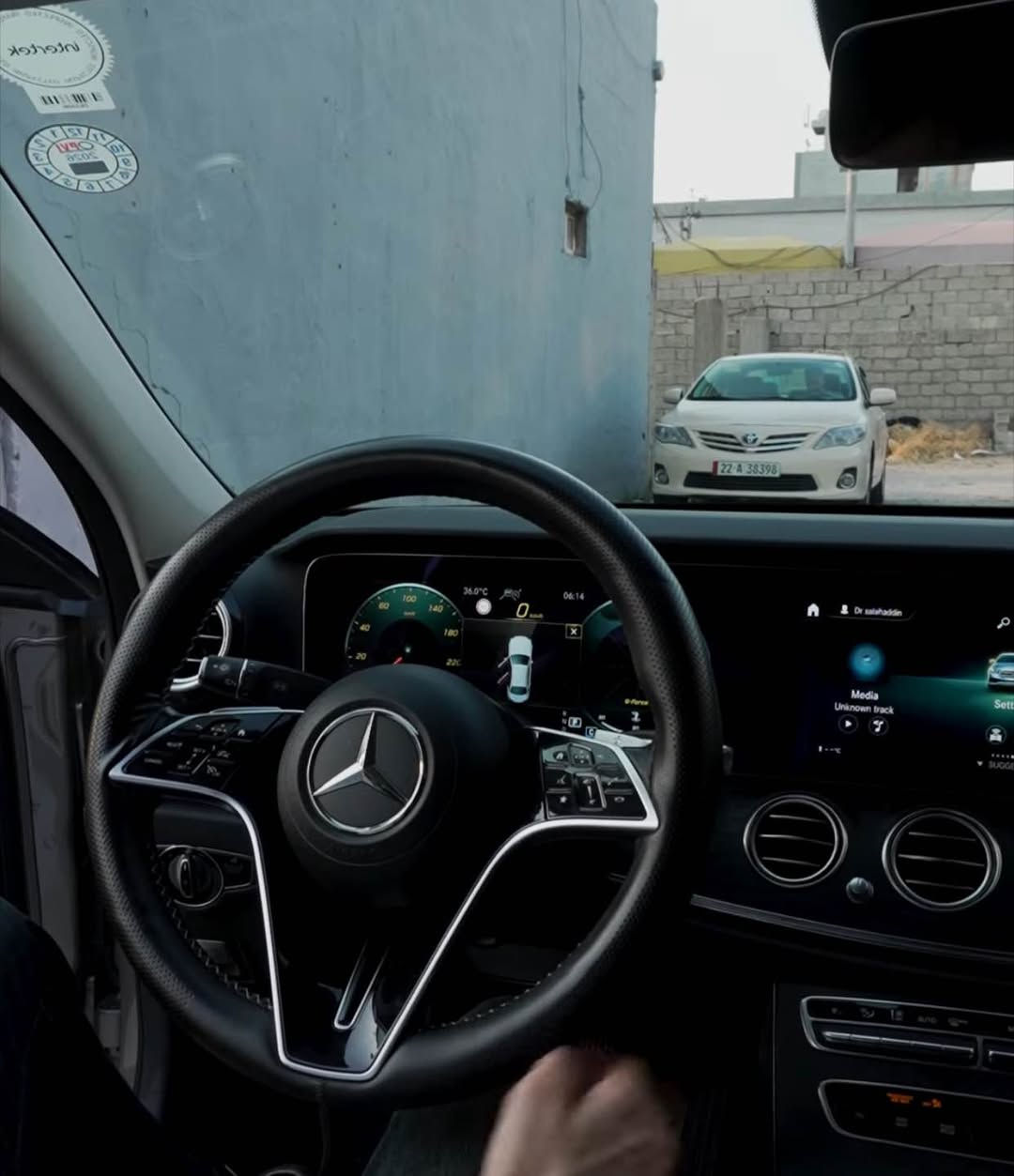 2021 Mercedes Benz E-Class گاز
٤ پستون ٢.٠ لتر توربو
١٩٧ ئەسپ و ٤٤٠ نيوتن متر له تورك
گێڕ توماتيك ٩ نمره
كلين
٧٠،٠٠٠ كيلومتر
$٣٥،٠٠٠ و مجال
________________________________

٢٠٢١ مرسيدس بينز اي كلاس ديزل
محرك ٤ سلندر لترين توربو
ناقل الحركة ٩ سرعات
١٩٧ حصان و ٤٤٠ نيوتن متر من العزم
السيارة كلين
٧٠،٠٠٠ كيلومتر ماشية
السعر: ٣٥،٠٠٠$ و بيها مجال

***********
Korek
WhatsApp
__________________________________ أربيل, العراق
