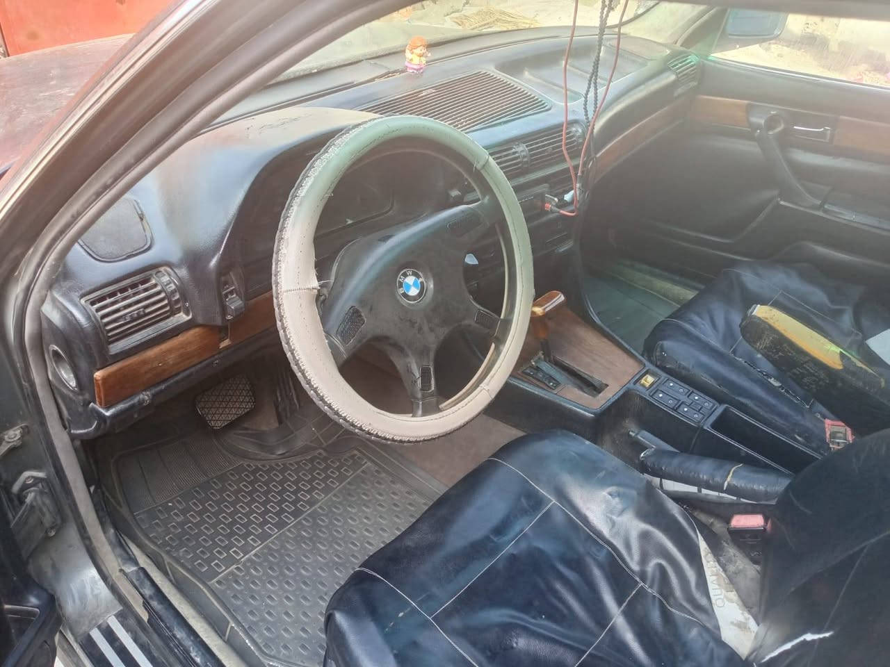 السلام عليكم سياره 

*BMW - حجم 535 - موديل 1990*

🔢 *الرقم:* ألماني - كربلاء
✅ السيارة جاهزة ونظيفة
📍 *العنوان:* ديالى - خان بني سعد

📞 *للاستفسار الاتصال على:*
***********

