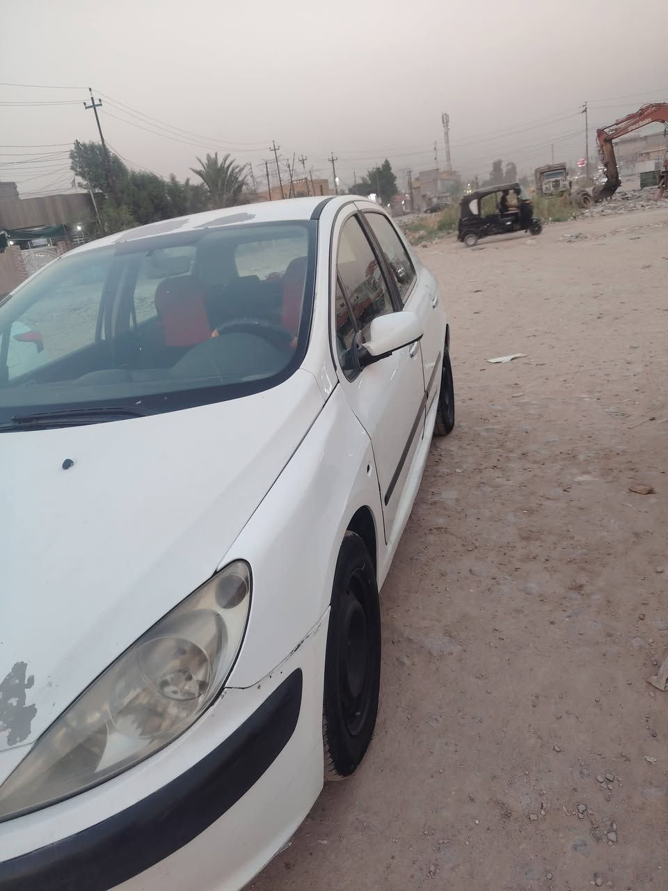 السلام عليكم بيجو فرنسي ٣٠٧ موديل ٢٠٠٥ مكينه وكير حاويه شادهن قبل فتره تبريك شغال الكشر شوفه عينك جاملغات اماميه اثنينهن بدلتهن جديد أثر شخوط تايرات وحداديه نص عمر زينات سياره رقم بغداد طرف ثالث والطرف الثالث موجود يسويلك وكاله ومنها تحول وعليها غرامه ٧٥٠ الف سعرها ٣٠ ورقه وبيها مجال مكاني بغداد منطقه الإصلاح مقابيل بوب الشام ***********
