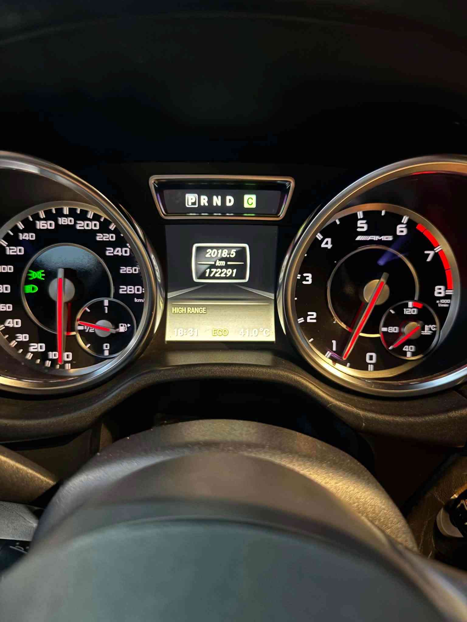 G class 2013 amg 63
بيع او مراوس حسب القناعة
خليجي فول مواصفات 
سقف گنتارة 
مكفوله من الصبغ فقط قطع التحديث
ماشيه 172 الف كم 

جي كلاس ٢٠١٣ خليجيه 
محدثه 24 داخل خارج 

محرك وكير وحداديه جديده  

تخم تاير جديد
 والصاج الداخلي كله كاربون فايبر من الشركه

السياره فول مواصفات 

فتحه بالقماره

نقطة عمياء بالمرايات 

شاشة 5 كامرات

تبريد قطعتين

شفتات ستيرن

مري شفط

اشاير بالمري

كشنات جلد

كشنات كهرباء 

كشن تدفئه تبريد 

داخل برتقالي

السيارة محدثة 24برابوس

عليها صوت اكزوزات بلاديه 

السعر 38 الف 
الاتصال على الرقم ***********
مكاني تكريت
