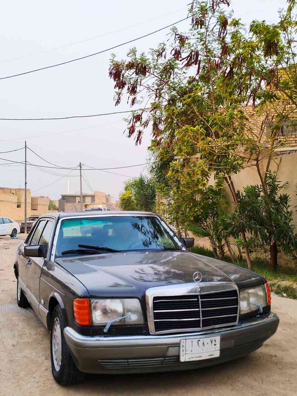 بسم الله الرحمن الرحيم
-للبيع مارسيدس رئاسي 560
باب طويل
-موديل1986
-محرك تويوتا 3000vvt 
-السياره حلوه ومرتبه مال استخدم 
-رقم نجف الماني تحويل باسم المشتري بأي محافظة تتداور

-كهربائيات مرتبه لايت بك لايت سكن ماسحة جام
-عندي وكاله عامه بيها وراعيها موجود للتحويل
-السنويه ظايعة وعندي بلاغ بيها
وعندي نسخه طبق الاصل
-منظومة تبريد كلها موجود بس تحتاج صيانه 

-مكانها ذي قار ناصريه
-السعر 34 ومجال قليل

-رقم الهاتف ***********
