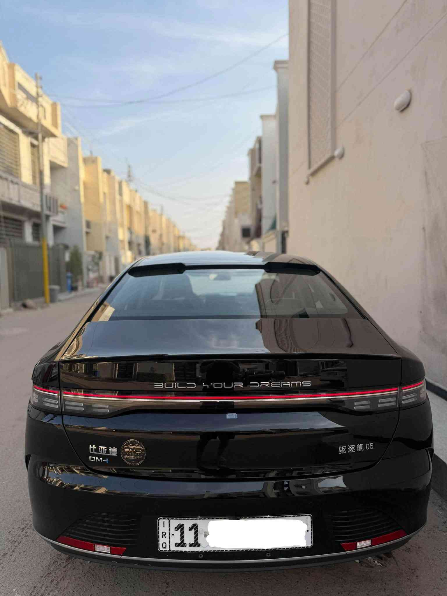 بي واي دي دستروير • ٢٠٢٥ • شاشة دوارة