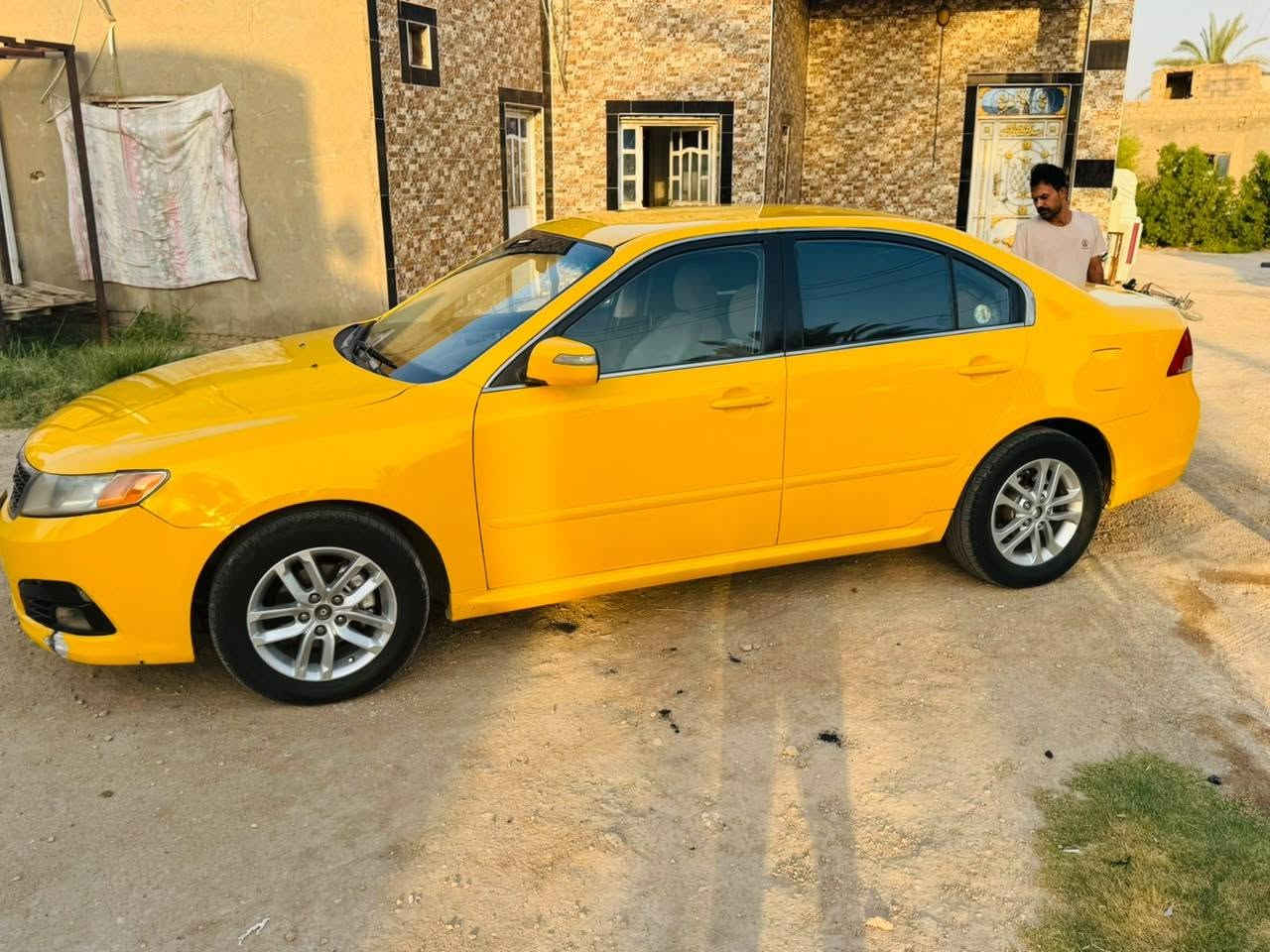 سلام عليكم
اوبتنا لبيع موديل 2009 جاهز من كلشي مابيها اي نقص حداديه تخم تايرات كلشي جديد سياره مكفواله من دعاميه لدعاميه مابيها اي ضربه  خطين بانزيل وغاز  ماذب عليها ولا ربع من كلشي جاهزه. سعر 88 وبيها مجال.   
رقمي *********** 

مكان :بغداد
