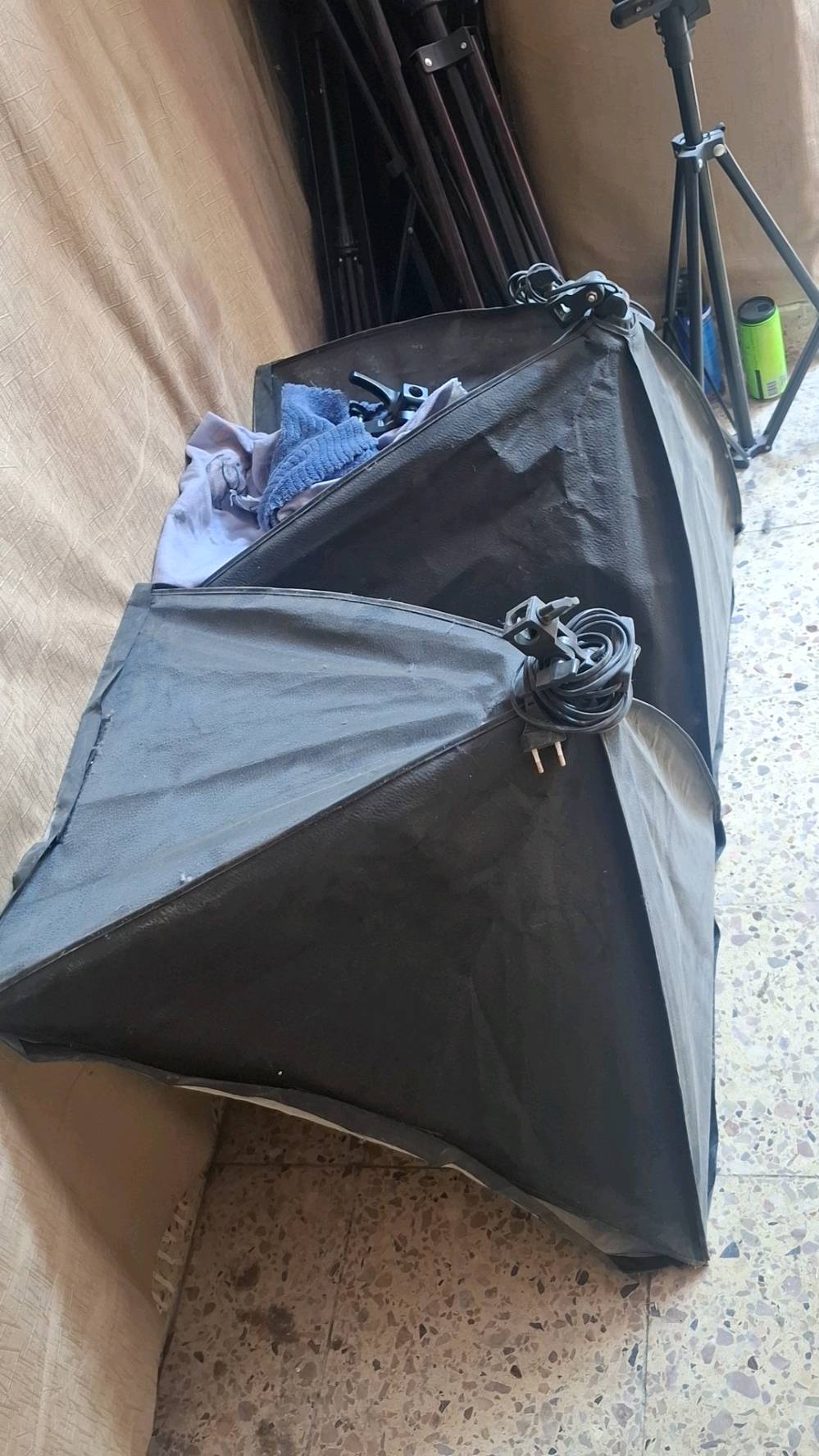 للبيع، مستعجل كلمن وسعره راسلني، وانطيك الاسعار و إن شاء الله ما نختلف 
***********