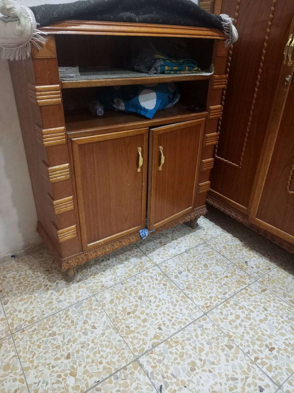 غرفه نوم 6ملحق صاج داخل وخارج زان غرفه تفصال مال بيت الاستفسار ***********موجود وات ساب
