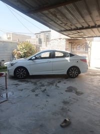 اكسنت • ١٦٠ الف • باب مصبوغ