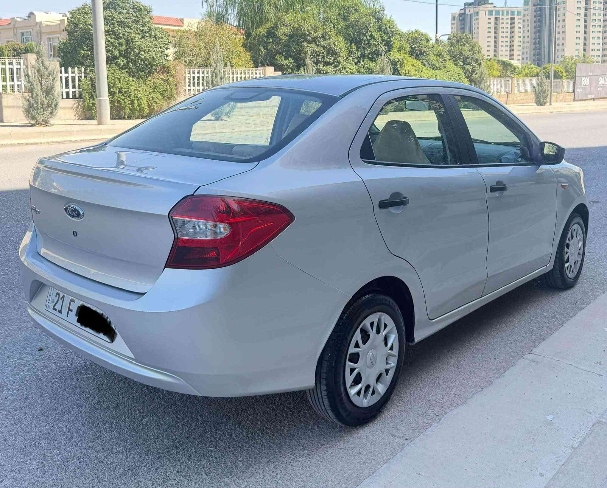 ford figo 2016 xalije 

گیڕ و مکینە كارەبای بەشەرت  ..گير بەشەرت كە هاڤە و تەپی نەبیت ... سەیارەكە .. مکینە 4 بستۆن   حجم 16  … سەیارەیەکی زۆرجوان و خاوێن و بێ مەسرەفە ژوورەوەو دەرەوەی  زۆر  تازەية… سەیارەكە بی بۆیاخە بی سارد  بي چل 
 -ماوەی رۆشتوو:  69  كم    

*********** السليمانية, العراق
