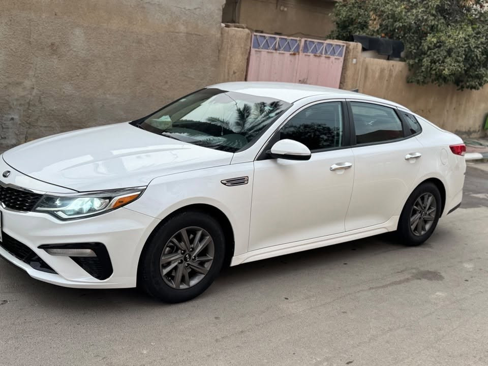 اوبتما مديل 2020
وارد امريكي كلين 
مواصفات fe
ماشيه ٧٨ميل 
رقم انكليزي جديد بسمي 
معروضه ١٥٨وبيه مجال 
التواصل 
***********
