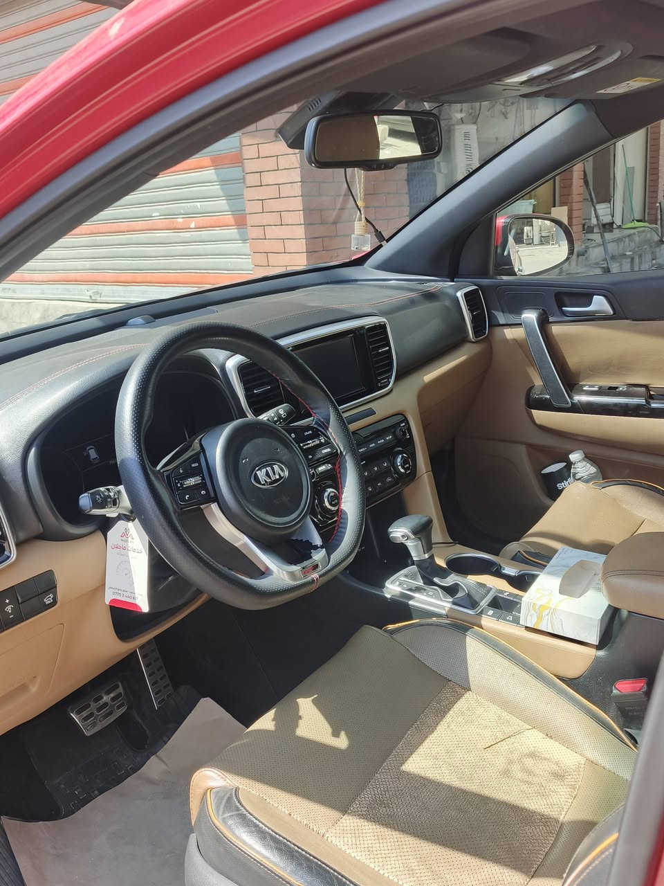 سلام عليكم 
سبورتج موديل ٢٠٢٠ خليجي 
فول جيتي لاين مواصفات معروفه فول 
تخم تاير جديد 
مكينه وكير خير من الله تبريد شغال ❄ثلج 
سنويه بسمي تحويل جديد وهزه جديده ورقم الجديد 
الشراي يتصل مو يراسل غير متواجد عل واتساب السعر ١٧٠ قفل بيها حادث بصيط بدل بيها بنيد وجاملغ الايمن ودعاميه بلادي نفس الون وكاله 
سونار وصور الحادث موجود تحياتي الكم واسف عل اطاله ه‍***********
