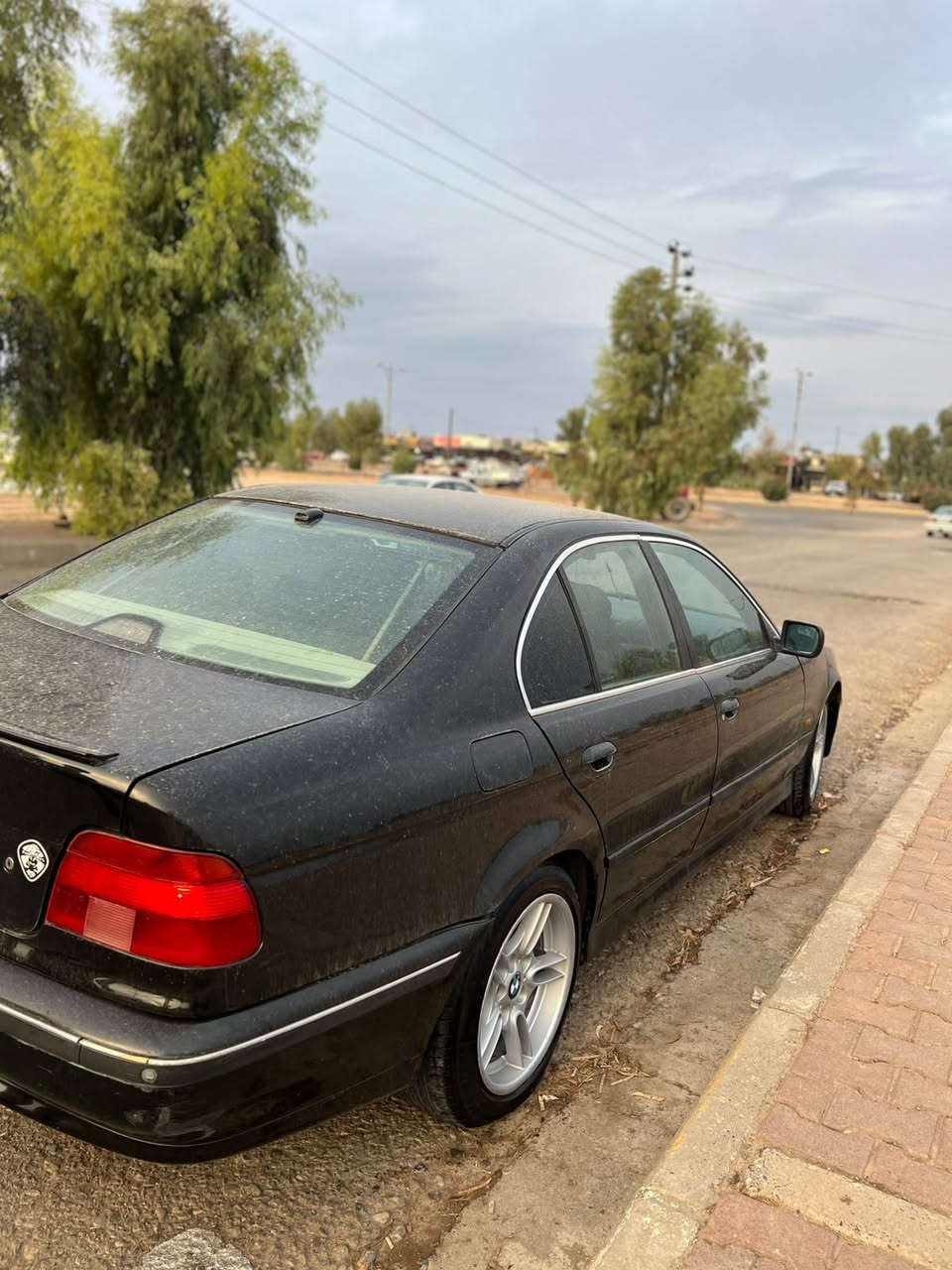 بي ام دبليو ٥٢٥ • توماتيك • ١٩٩٨