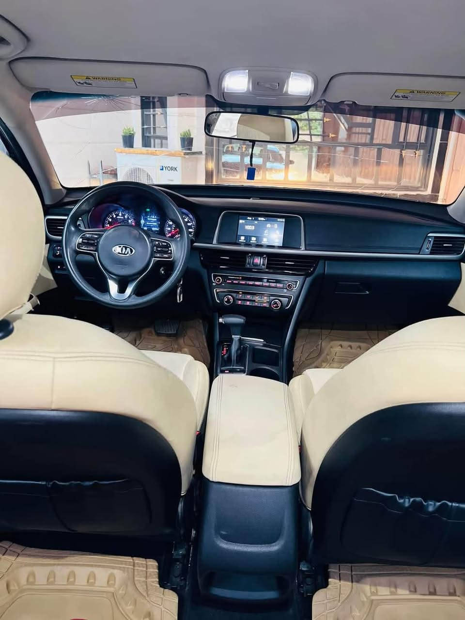 🚘 للبيع كيا أوبتما 2018
▪️ الموديل: 2018
▪️ اللون: أسود 🖤
▪️ المحرك: 2400
▪️ الوارد: أمريكي 🇺🇸
▪️ الممشى: 83,000 ميل
▪️ الفئة: FE
▪️ الحادث: جاملة أمامية فقط
▪️ المواصفات:
▫️ رادار جانبي
▫️ كاميرا
▫️ شاشة كبيرة
▫️ تحكم ستيرن
▫️ مواصفات FE

📍 مكان السيارة: بغداد – المشاهدة

💰 السعر: 125 ورقة

📞 للاستفسار: ***********

السيارة موجودة وجاهزة للفحص، والله يرزق المشتري.
