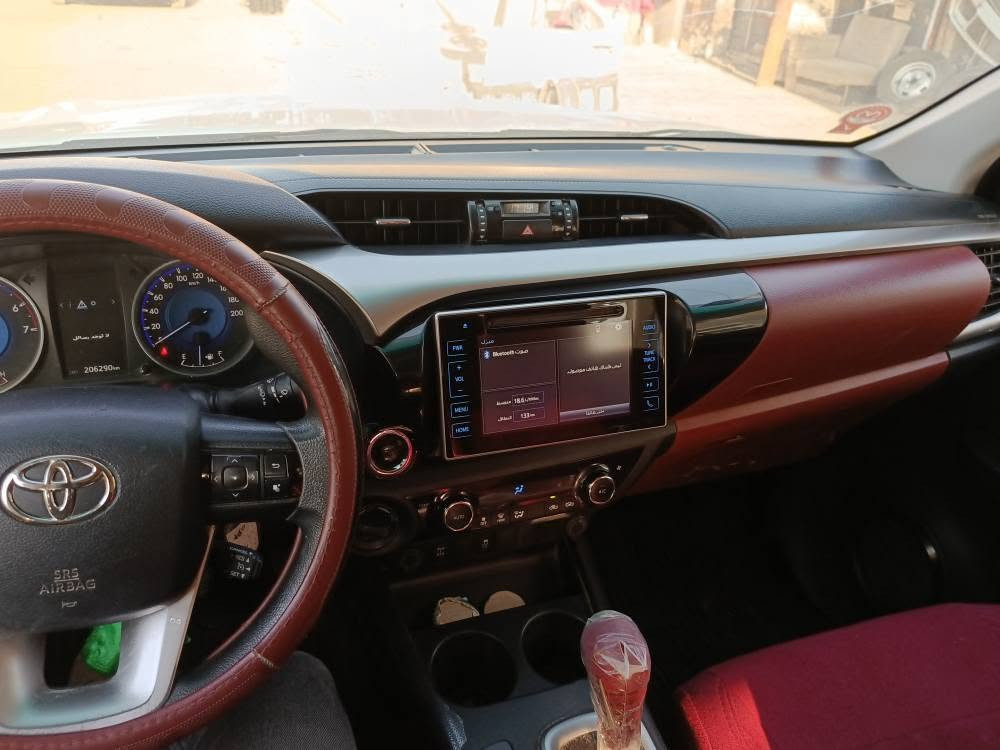 🔥 للبيع تويوتا هايلوكس TRD V6 موديل 2020 🔥
🚘 Toyota Hilux TRD V6
📅 موديل 2020
⚙️ مكينة 4.0 V6 – 6 سلندر
💪 235 حصان تقريباً
🔄 قير أوتوماتيك 6 سرعات
🏔️ دفع رباعي 4×4
🔒 دبل + دفرنس خلفي
⛽ تانكي 80 لتر
🛞 ويل TRD
💡 LED
📷 كاميرا خلفية
🎛️ تحكم بالمقود + Cruise Control
🔑 Smart Key / تشغيل بصمة
❄️ مكيف أوتوماتيك
📱 شاشة + Bluetooth + USB
🛡️ ABS + أنظمة ثبات وتحكم
🚪 دبل كاب – 5 ركاب
🎨 اللون أبيض
📍 الممشى: 200,000 كم
✅ مكفولة
💰 السعر: 290 $
🤝 *********** ناصرية, ذي قار
