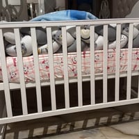 چرباية اطفال للبيع بسعر 200 الف وكاروك عدد 2 على 40 الف وكرسي اطفال سع...