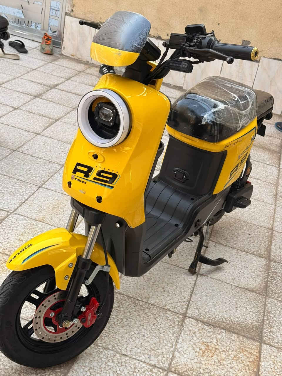 دراجه شحن للبيعR9كلش نضيفه اخت الجديد كفاله عامه بطاريات جددويلي 5كبار
سعر 475بيهه مجال قليل

البصره الهارثه***********
