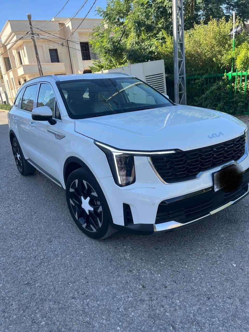 بيع سريع 305$
للبيع كيا سورينتو 2025 خليجي كفالة عامة حتى من الشخط شرط الفحص 
رقم أربيل تريد وكاله تريد تحويل
🚘 KIA SORENTO 2025

فل مواصفات 

محرك 6 سلندر 3.5 لتر كفالة كير ماوس

قير أوتوماتيك 8 سرعات

3قطع تبريد منفصل مركزي 

7 ركاب

مقاعد كهربائية 4

شاشة وسطية + أنظمة اتصال

باب خلفي كهربائي

رادار ومثبت سرعة ذكي

تحذير النقطة العمياء

المحافظة على المسار

حساسات أمامية وخلفية

إضاءة LED كاملة

جنوط رياضية

✨ السيارة بحالة ممتازة جداً 

💯 مواصفات كاملة ماشية 17

💰 السعر: 305$

📞 للتواصل: ***********

مكان السيارة :نجف الأشرف
