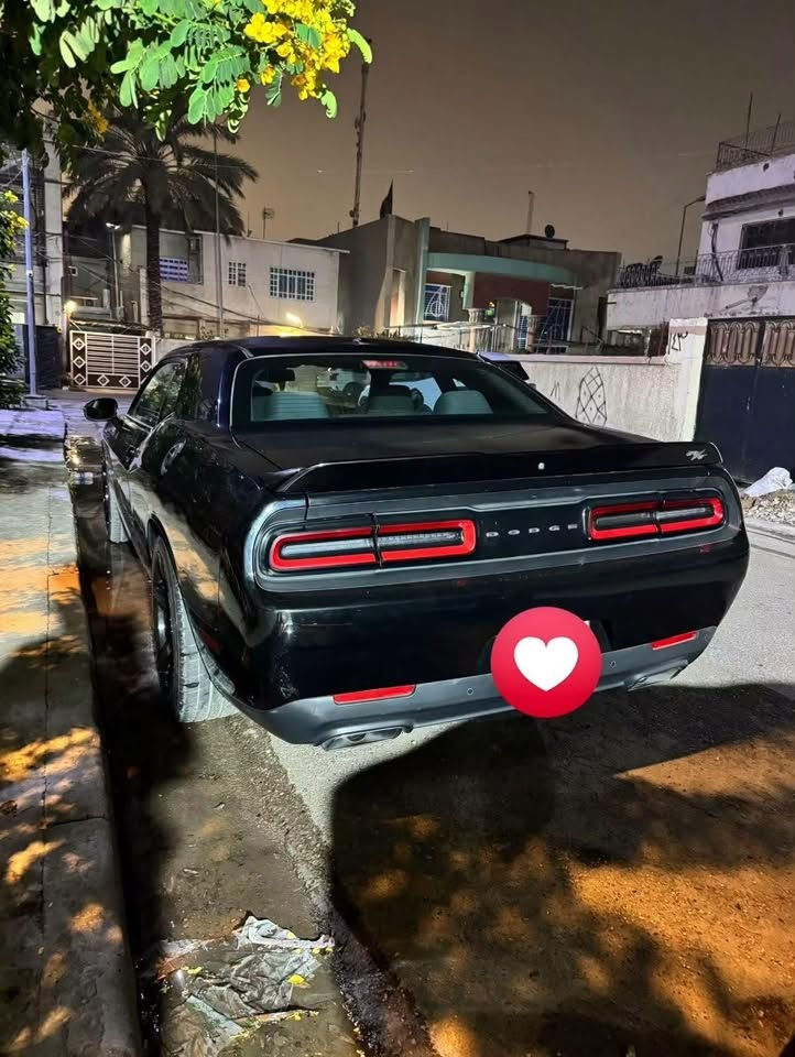 جالنجر 2019 ارتي
بيها طخه بسيطه بلشاصي الأيسر
والحوض اثر التحميل بلشوكيه
وهيه ضربتها بس دعاميه بدون
صبغ
جديدة كلش وضع شركة ماشية
60 سيارة رقم بغداد وبدون
غرامات وهزتها جديده ومرتبه ومعتني بيها 
وسونارها موجود يم الباشا سونار تفصيلي 
مكانها بغداد الكاظمية للتواصل
***********
السعر 172 وبيها مجال كلش بسيط
