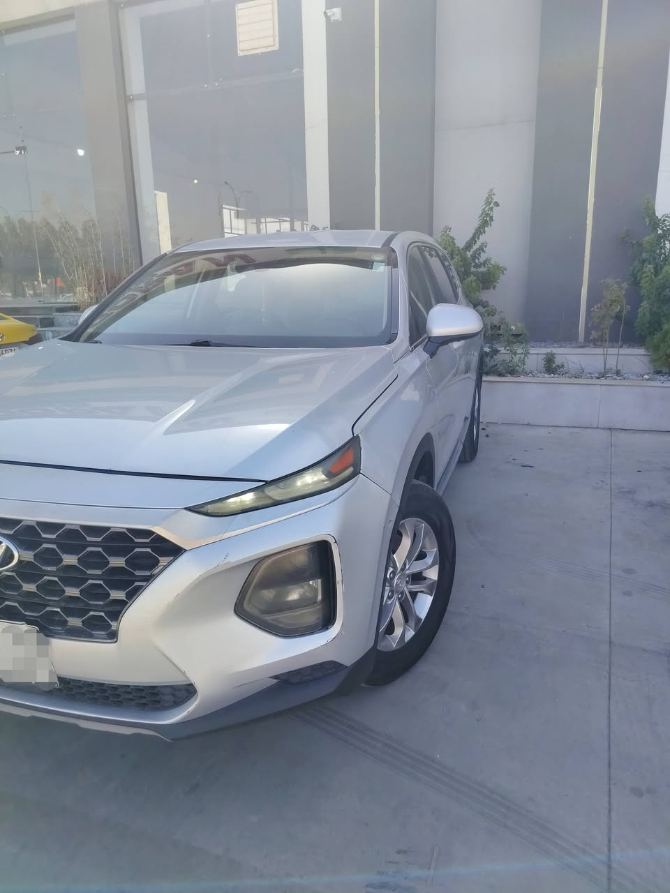 السلام عليكم
سنتاڤي رقم اربيل 
موديل 2019
محرك 4GDi
ماشيه 113 mi 
مواصفات سياره 
كير توماتيك 
مرايات كهرب
جامات كهرب 
تحكمات استيرن
اتصال حاكيه
مثبت سرعة
مانع انزلق
تحديد مسار
نقطة عمياء
هندبريد اوتو
تشغيل ذاتي
قطعتين تبريد 
شاشة كاميرا 
مكان سياره موصل 
السعر 153 وبيها مجال 
ضرر سيارة قطعة وحدة جاملغ امامي بدون شاصي شرط بدون ايرباك  
شرط التحويل من شرعي
