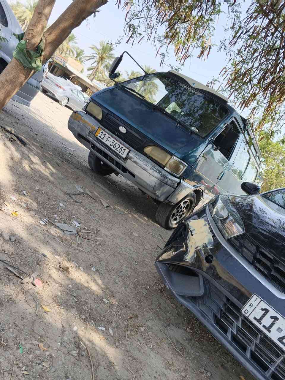 سلام عليكم كيه بستا موديل 1995
رقم بغداد دولي 
حمل سياره مكفوله كفاله عامه 
كير محرك اكسل صدر جديد
السياره ماناقصه شي  مكفولات 
مكان السياره براهيم ابن علي 
تحويل ثاني يوم ***********
السعر 55وبيه مجال حك الجيه
