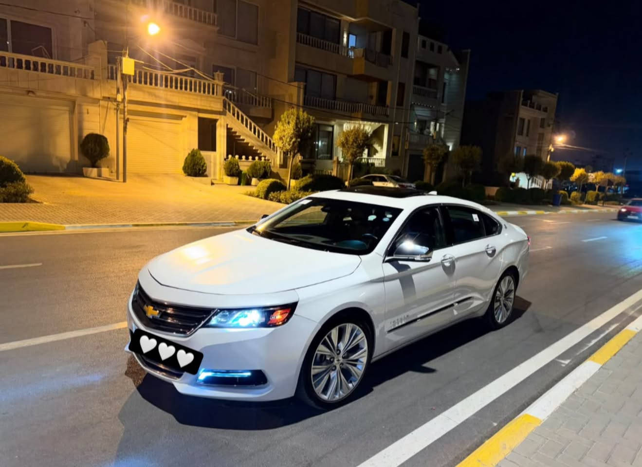 للبيع امبالا — Premier Confidence 
مواصفات نادرة وقليلة | أعلى من البريمير العادي

🚘 سيارة نظيفة جداً تسوقها وتحكم، ماشية 83 ألف كم حقيقي.

• تدفئة وتبريد كراسي
• كراسي كهرباء 
• خزن وضعيات الكراسي
• رادار أمامي وخلفي وجانبي
• تحذير الخروج عن المسار
• هيتر ستيرن
• نظام صوت Bose
• فورل بانوراما
• داخل جلد
• Apple CarPlay +  Android Auto
• شاشة قاصة
• شاشة تظهر جميع الأعطال
• هاندبريك بصمة
• 5 بوبات بصمة + بصمة للصندوق
• مرايات قلاب
• شحن لاسلكي للموبايل

اللون: أبيض صدفي 

الحادث قطعتين فقط
• قطعة جاملغ تبديل بلادي وبنفس لون السيارة
• البنيد مصبوغ 
سيارة مواصفاتها عالية ونادرة، ونظافتها واضحة

التواصل واتس اب او اتصال ***********
