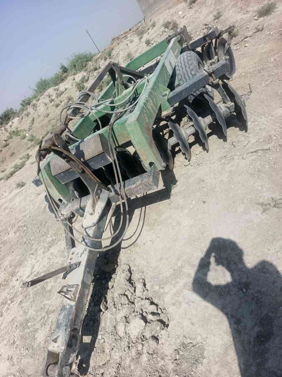 دسك تركي حجم ٢٤لبيه لتواصل  ***********
