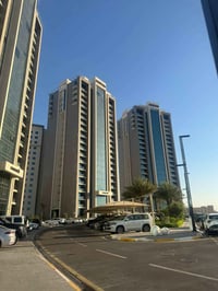 مجمع البروج • ١٥٧م • غرفتين