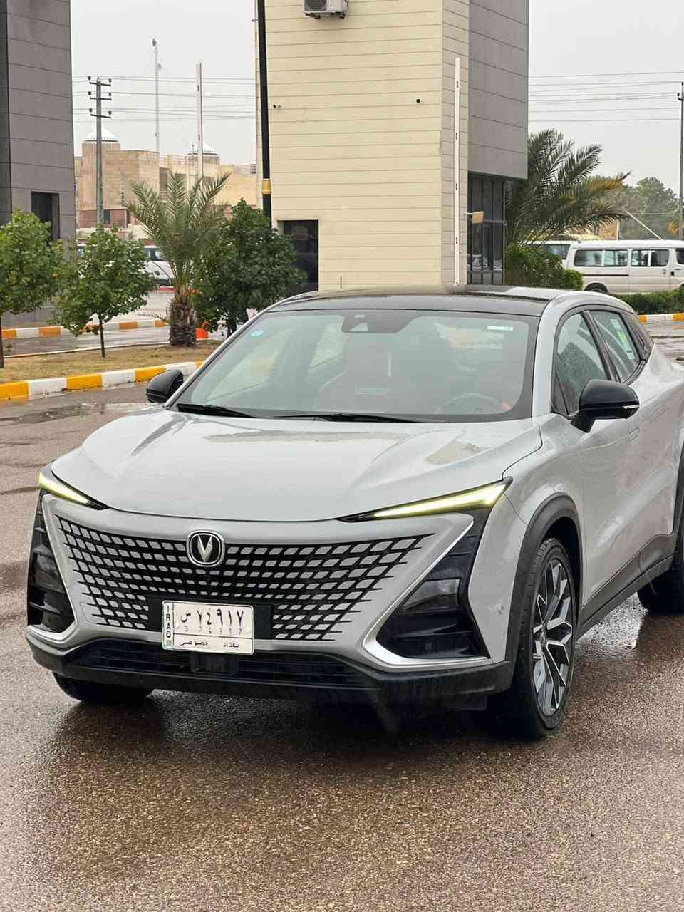 سلام عليكم:شانجان للبيع 
موديل  UnI-t 2023  رقم بغداد ماشية 65كم  مفولة (بصمة-رادارات-تشغيل عن بعد)كلين +مغلفة ppf  فول مواصفات 
سياره جديدة معنى الكلمة
 
السعر ١٨٥ورقه 
مكاني بغداد الشعب  
***********
***********
