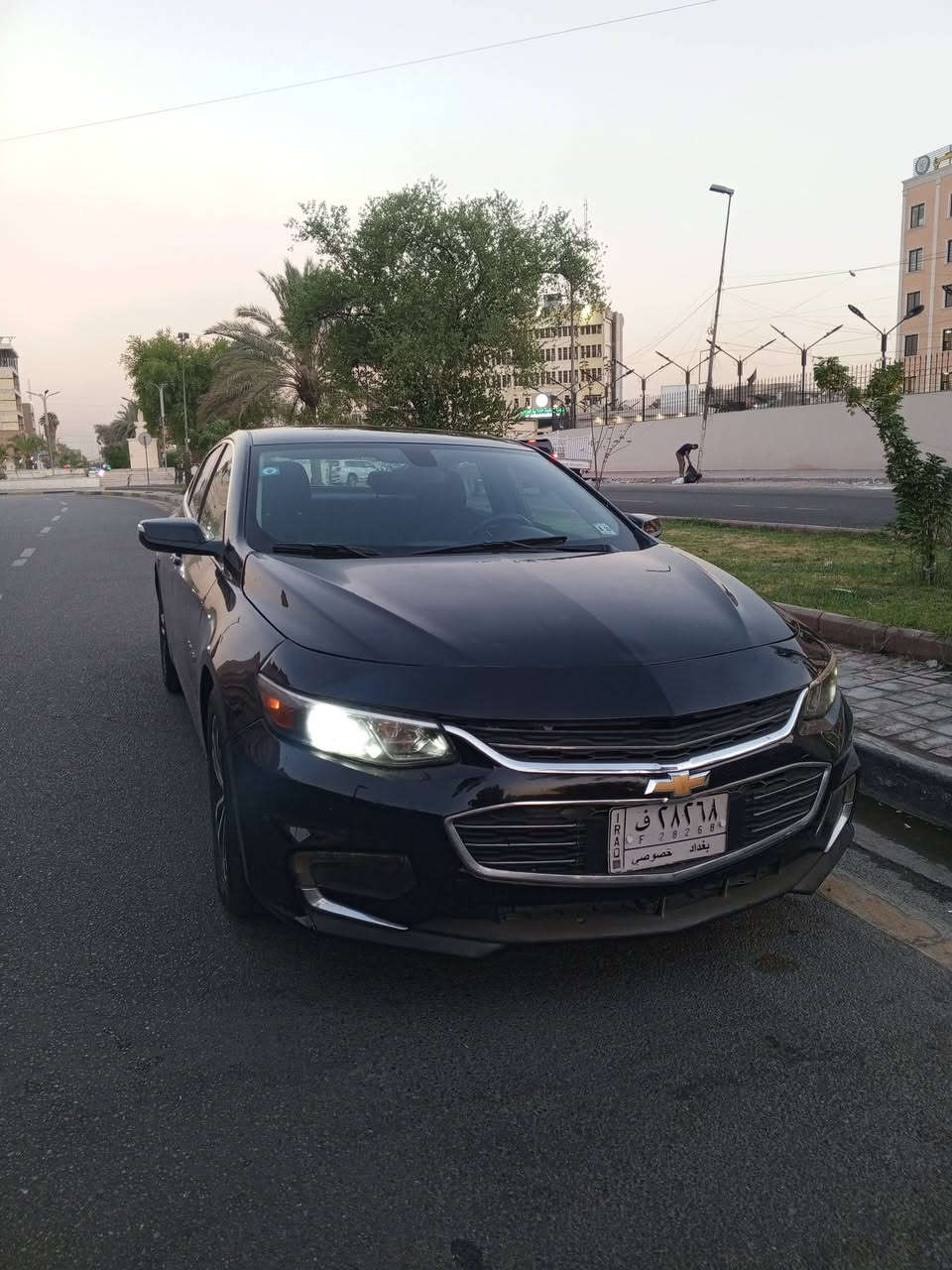 🚘 للبيع — شفروليه ماليبو 2018 | 1.5 تيربو 🚘
🔥 ماليبو 2018 لون أسود — شكل أنيق وحضور قوي 🔥
السيارة نظيفة ومحافظ عليها، ومناسبة للي يريد سيارة مريحة واقتصادية وبنفس الوقت شكلها راقي.
🔹 الموديل: شفروليه ماليبو 2018
🔹 المحرك: 1500 تيربو
🔹 القير: ممتاز
🔹 اللون: أسود
🔹 الممشى: 110,000 كم
🔹 النظافة: تقريباً 90%
🔹 التكييف: بارد
🔹 الحالة العامة: جيدة جداً
🔹 الفحص: السيارة موجودة للفحص والسونار، وكل التفاصيل تبين بالفحص.
💰 السعر: 85 ورقة
💵 أكو مجال بسيط للجادين بعد المعاينة
📞 للاستفسار والتواصل:
***********
العنوان بغداد شارع فلسطين 
⚠️ ملاحظة: السيارة تنباع حسب حالتها وفحصها، والجاد يتفضل يشوفها ويفحصها بنفسه حتى يكون البيع واضح ومريح للطرفين.
