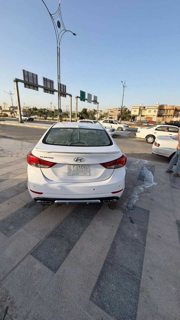 النترا موديل 2015 خليجي بغداد باسمي 
فول مواصفات تبريد قطعتين منضومه جديده 
كلشي جديد وجاهزه محرك 1800 مامفتوح مكفول كير مكفول كلشي ع الشرط *********** العنوان ناصريه
