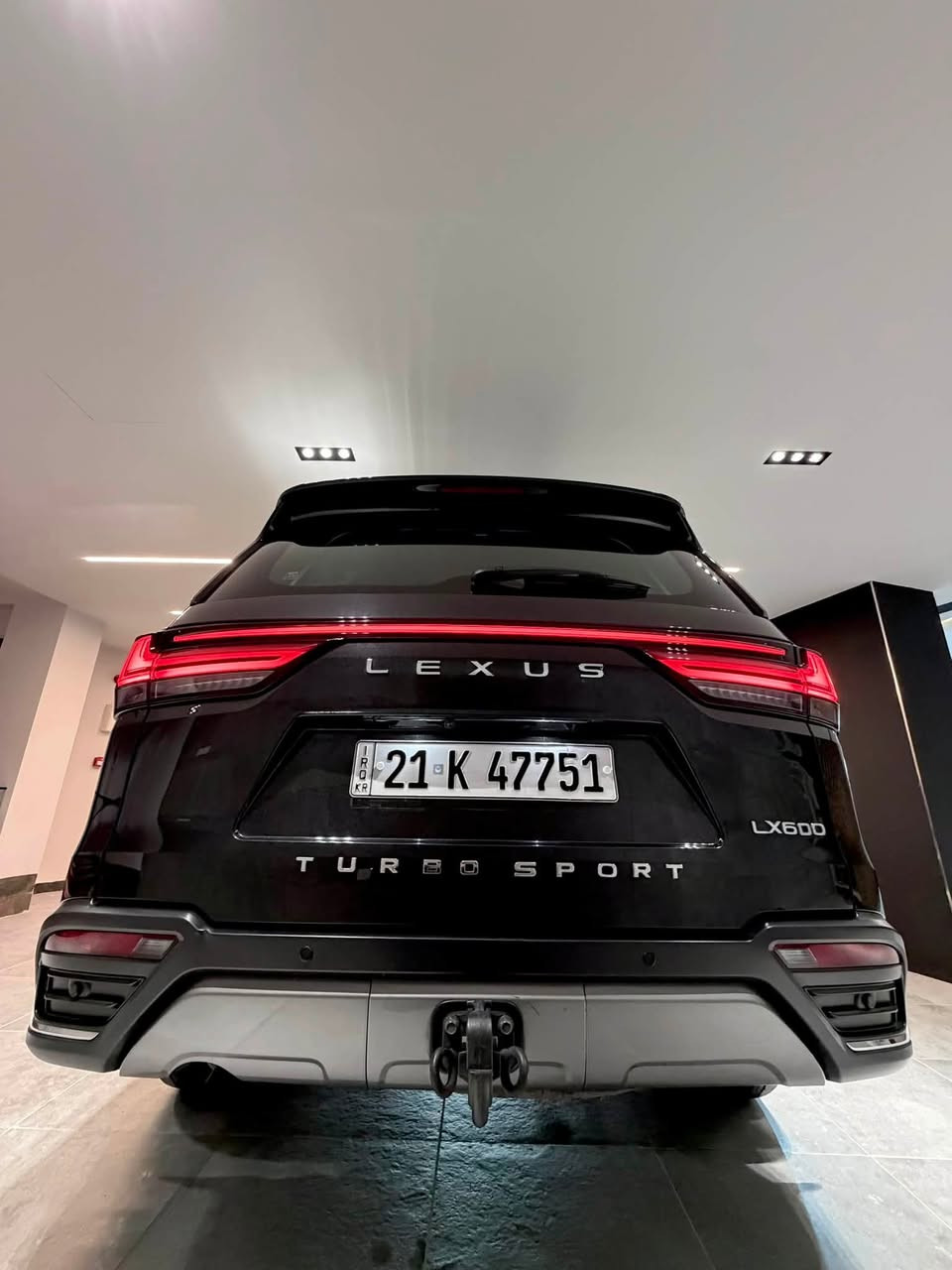 لكزس LX600 • ٢٠٢٣ • ٤٥ ألف كم