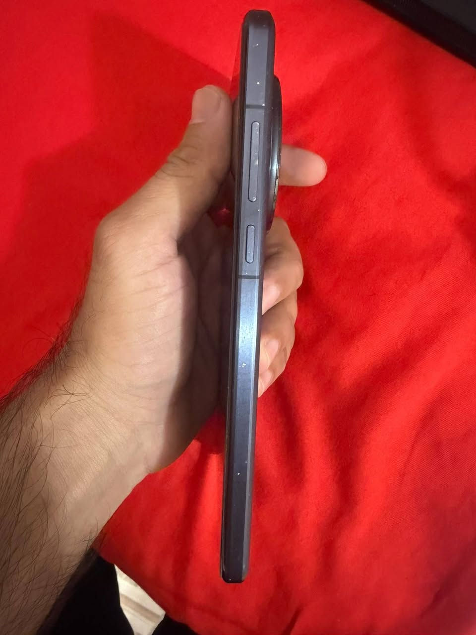 ونوبلص13 ذاكره 512نضام اوكسجين بدون ملحقات بطاريه 84
نضافه 90بالميه 
سعره 550الف قفل 
مكاني ديالى خانقين 
مكفول من العطل والتصليح 
***********
توصيل متوفر فقط بغداد وديالى
