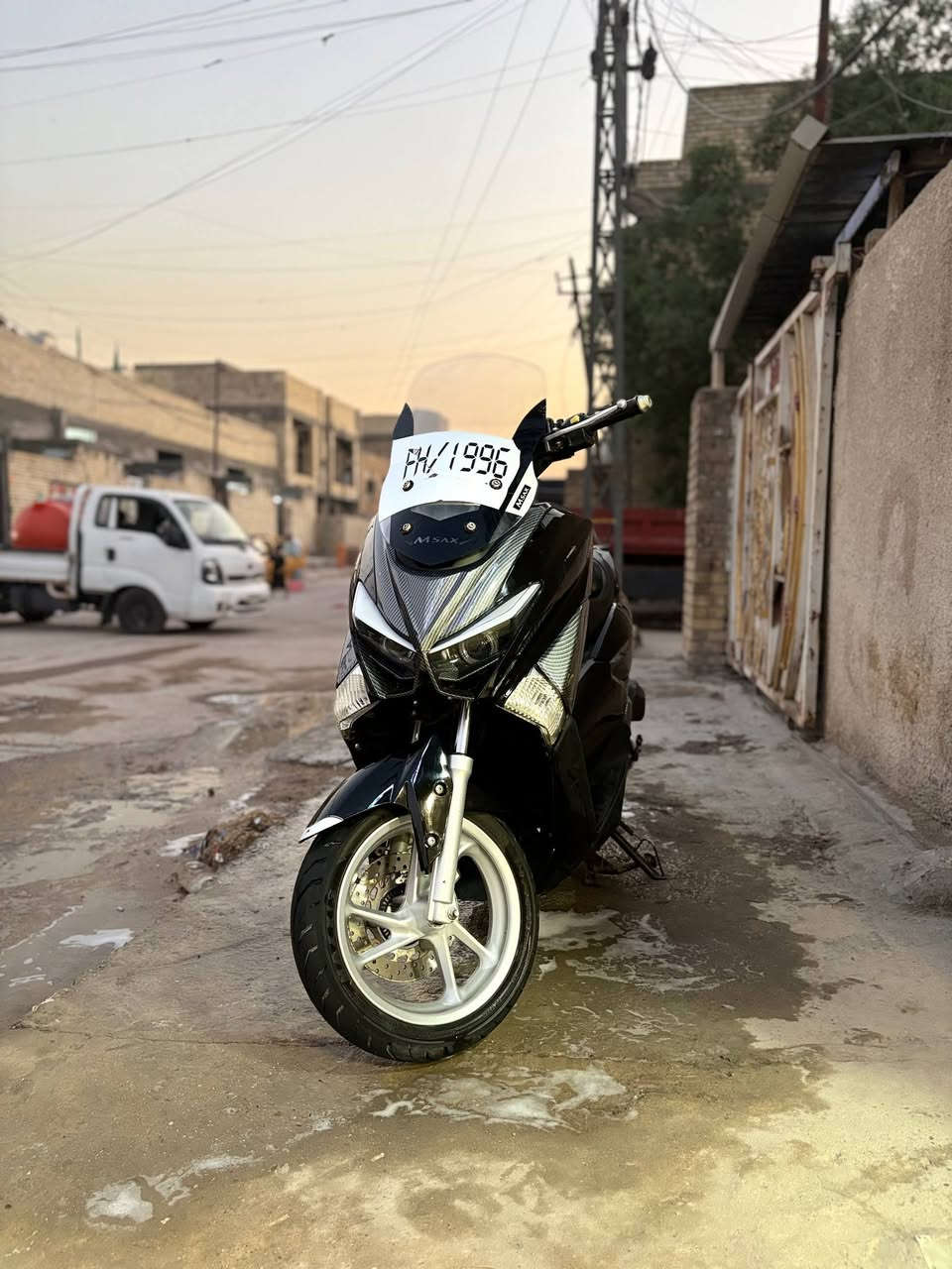 Yamaha NMAX

طراز NMAX حجم 150 سي سي - موديل 2024 بحالة ممتازة للبيع تفاصيل الدراجة والمواصفات الكاملة : نوع

الدراجة ديزاين ياماها NMAX الشهير) (الموديل)

2024 حجم المحرك : 150 سي سي 150cc) محرك نشط

واقتصادي جداً في استهلاك

للتواصل خاص او واتساب

***********

السعر ( مليون و ١٠٠ ) وبيها مجال للطبين
