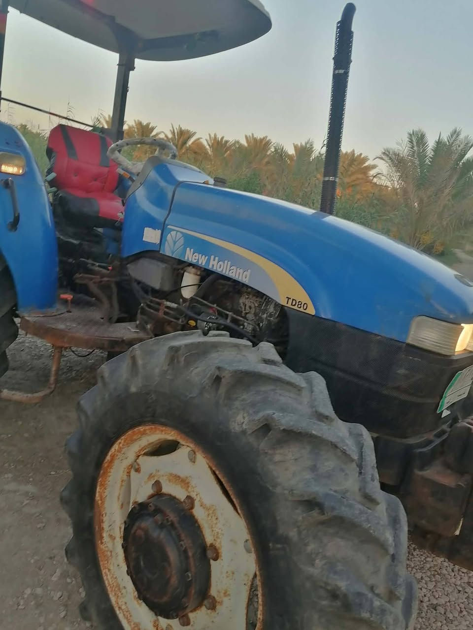 نيوهولند • موديل ٢٠١٠ • نضيفه