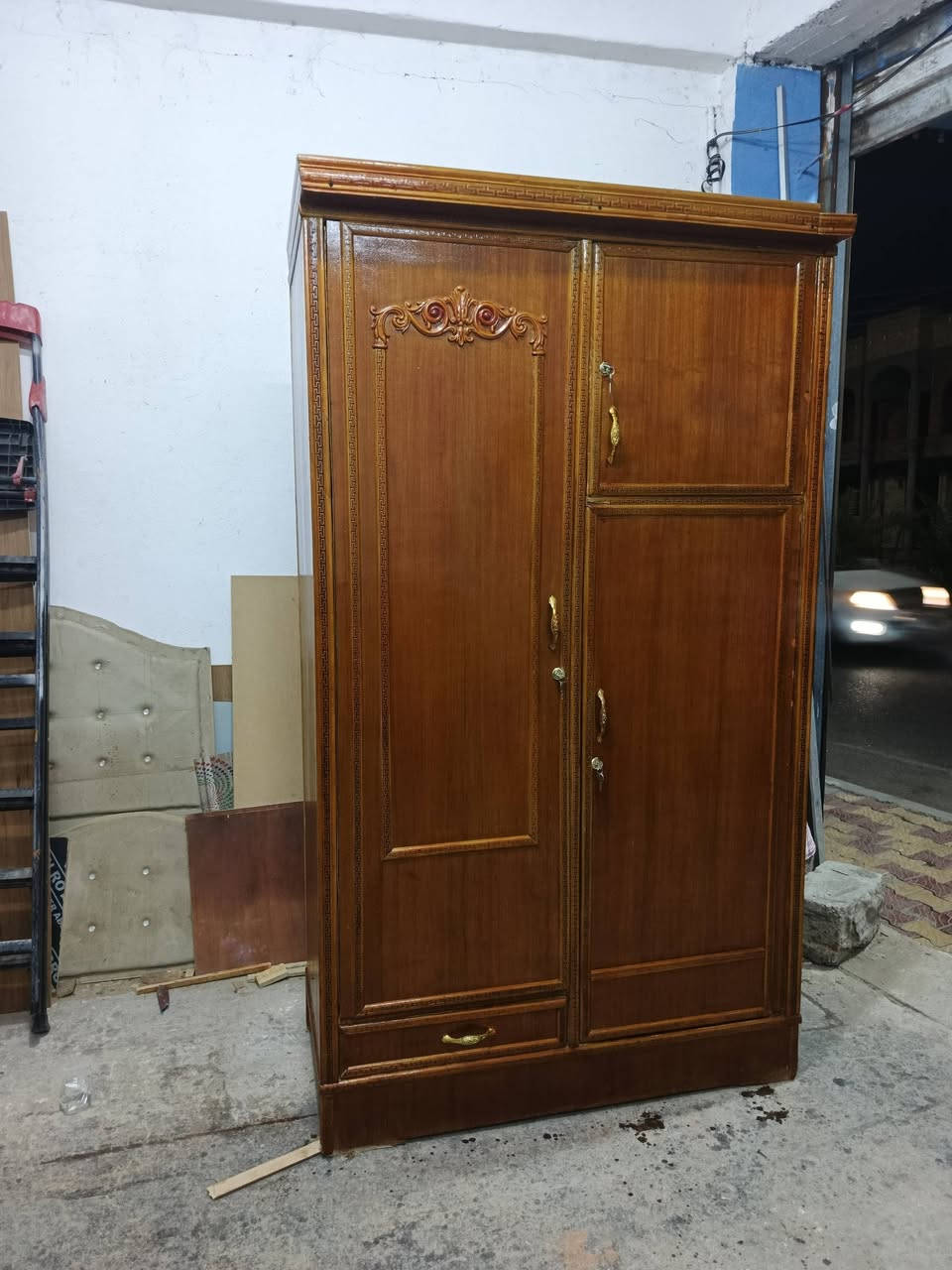 كنتور بابين مستعمل صاج حطاطه الرمادي الصوفيه قرب مطعم قصر الابيض السعر 130بي مجال واتساب ***********
