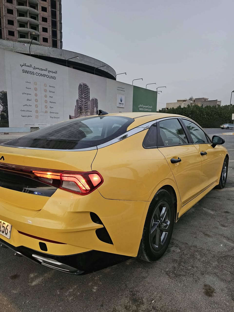 K5 2022
فول مواصفات عده الفتحه محرك1600تيربو
تشغيل عن بعد بصمه ابواب اشاير ترحيب صندوق ذكي مود درايف سايد بريك كهرباء اربع انضمه قياده ماوس السياره ماشيه 68الف ومامشتغله تكسي تبريد ثلاجه تخم تايرات
رادار خلفي وامامي
نقطه عمياء
السعر 158ويبها مجال حك الجيه
اتصال واتساب فقط***********
