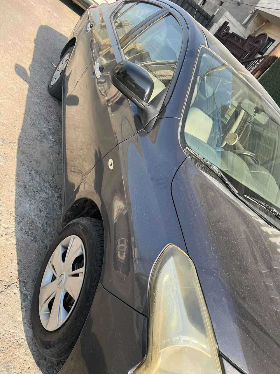 نسيان سني ٢٠١٦
ماشيه ١٤٩ الف 
مكينه وكير مكفول 
مكفوله من الحار 
بيه الجامع الخلفي الايسر بارد 
الجاملغ الخلفي الايمن طخه
***********
85 وبيهه مجال

