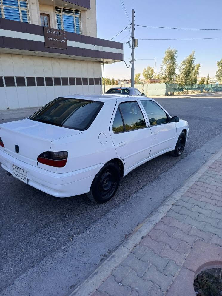 بیجو مودیل 2001 
محرک Z6 کبیر 
گیرومحرک مزبوت بشرط 
لاسرف لاصوت ولابوغار 
رقم سلیمانی هزە جدید براد جدید تحویل مباشر نفس الیوم 
سیارە دعامیە ل دعامیە ماکو هیچ زرب 
بس بونیت مصبوغ کل عل بیلاد 
تبریت کل غراس بی ماعرف غاز شنو 
کاهربایات کیچات جامات کل شغال 
جوە سیارە گاعی جدید کوشنات بیلادی 
اربع تایرات جدید 
سیارە ماشاء اللە حلو حیل 
سعر 33 ورق 
مکان چم چمال قریب کرکوک 
*********** بی واتساپ
*********** شمشمل, السليمانية
