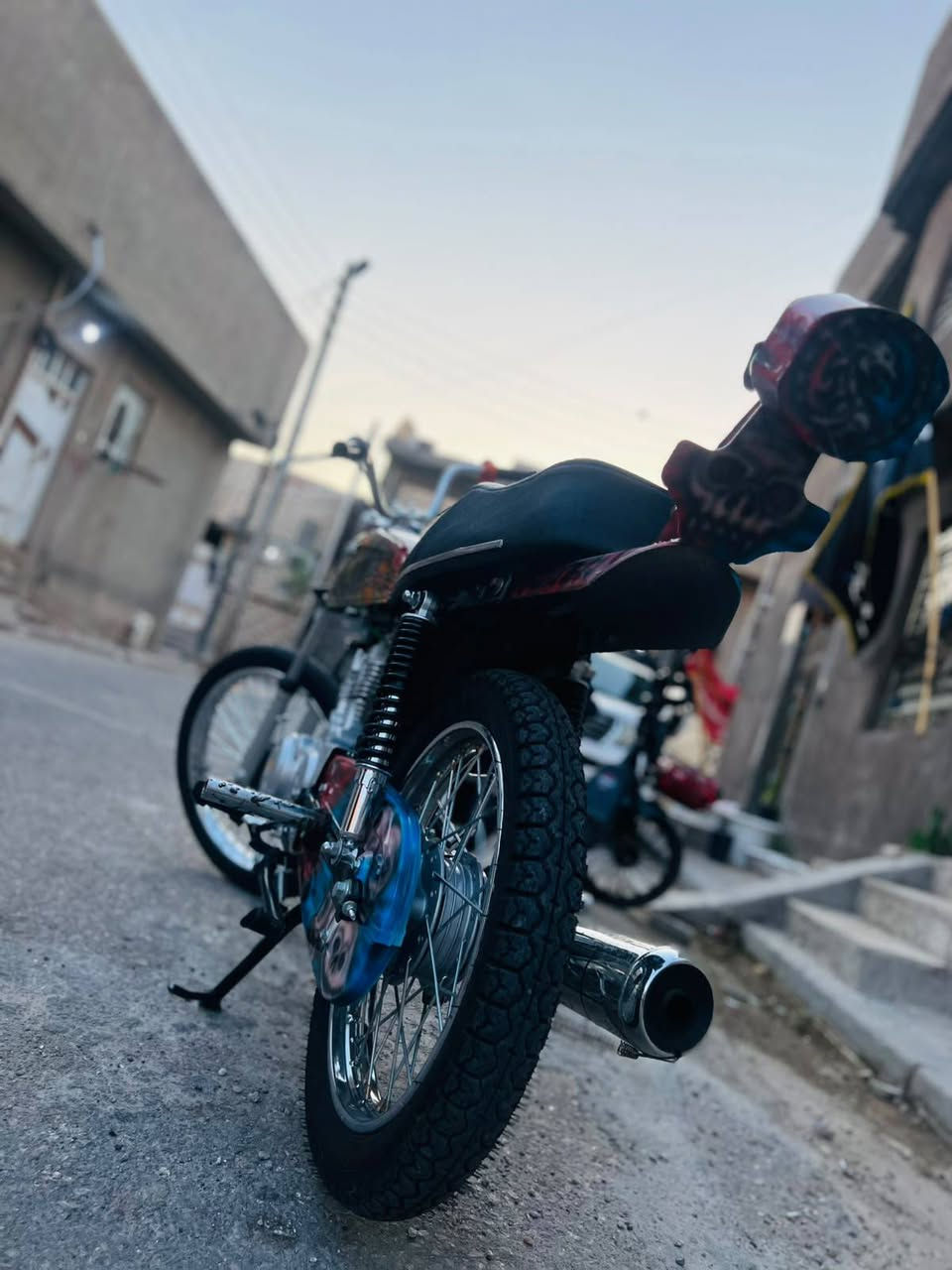 ***********لا واحد 1.200وبيها مجال
