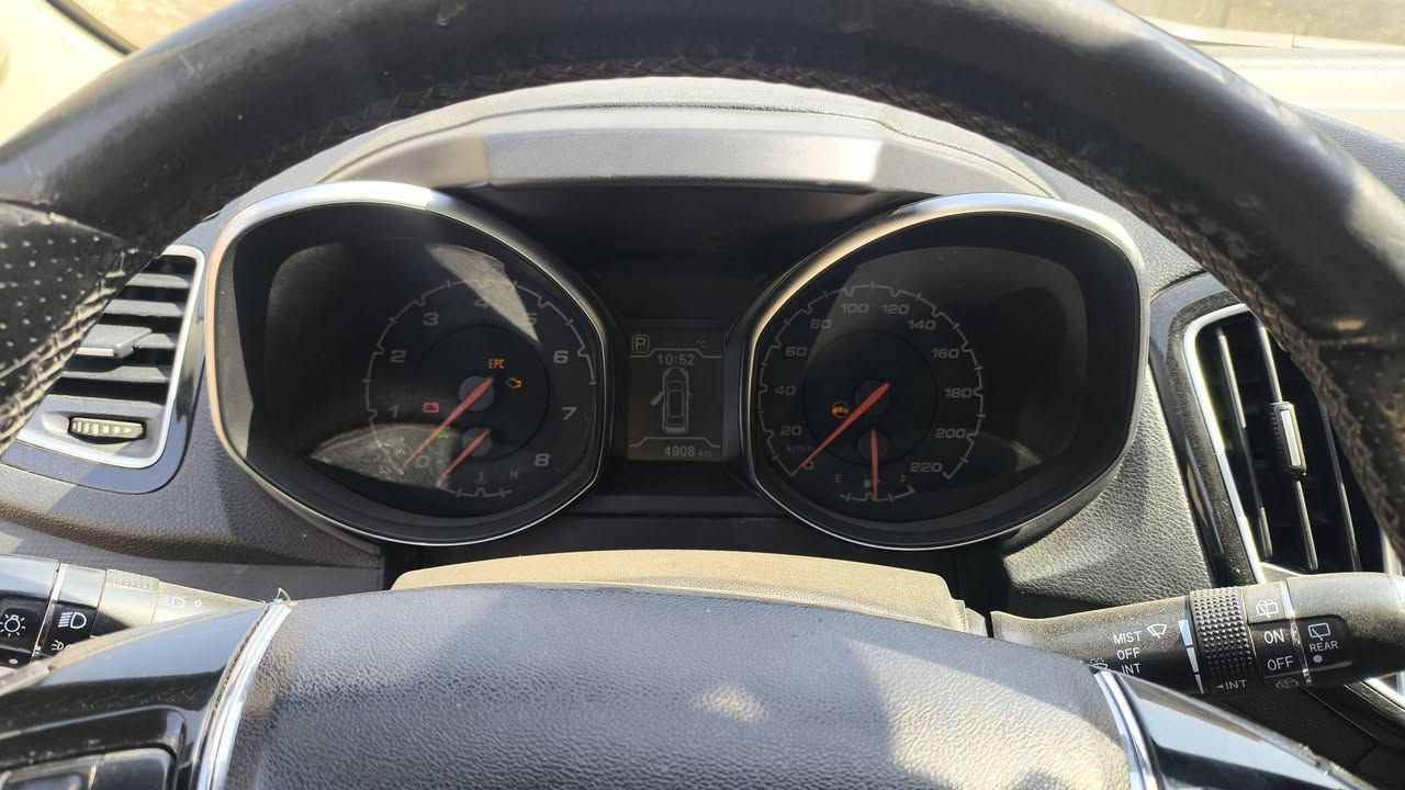 السعر 95 ..خاص أو اتصل ***********
للبيع تيكو 5موديل2018 استلام 2023
فول مواصفات وكفاله عامه
محرك ٢٠٠٠  
بصمه
فتحه 
تحكم ستيرن جهتين
كشنات جلد 
بصمه ابواب 
شاشه اندرويد 
كامره 
حساسات 
اشاير بالمري 
كراسي كهرباء   
السعر 95 وبيه مجال مكاني الكوت مركز مدينه للاستفسار الاتصال على الهاتف ***********
