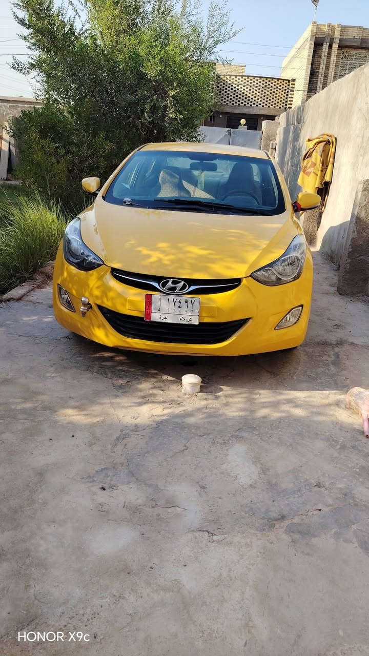 السلام عليكم انترا للبيع موديل 13 سياره خليجي محرك 1800 بها قطعه واحده تبديل  باب السائق فقط السعر 90 وبي مجال مكان  النجف***********
